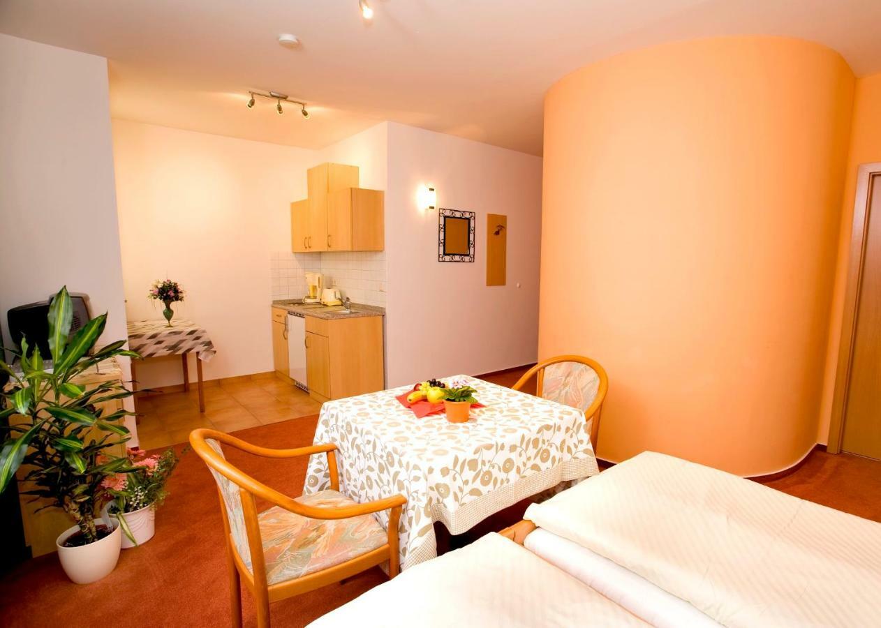 Appartment Haus Sandra 瓦伦 外观 照片